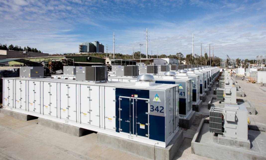 鈉離子電池儲(chǔ)能“嶄露頭角” 規(guī)?；瘧?yīng)用還有多遠(yuǎn)？