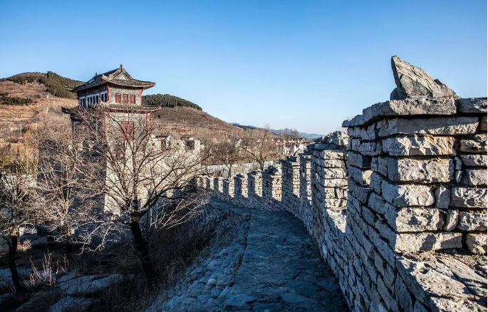 山東為2600年的齊長城拉起千里“防護(hù)線”