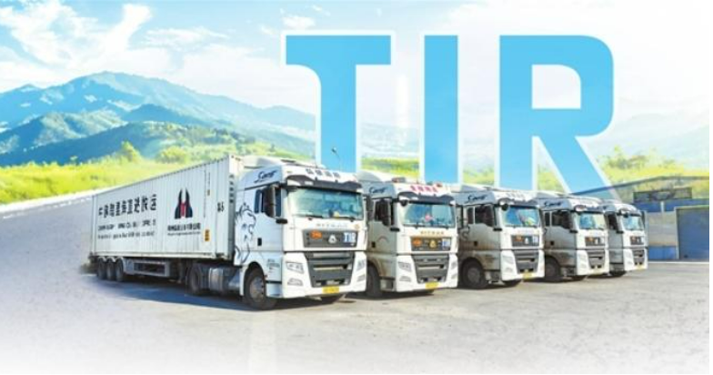 中歐跨里海直達(dá)快運開通 河南貨車首次實現(xiàn)跨里海運輸