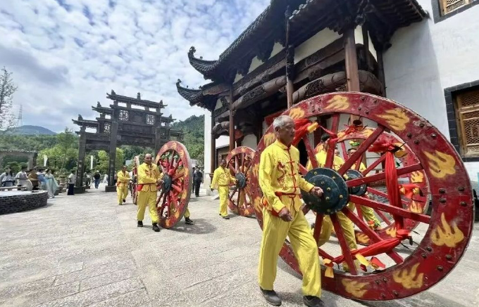 新中式旅游出圈，海絲古城國潮風(fēng)起