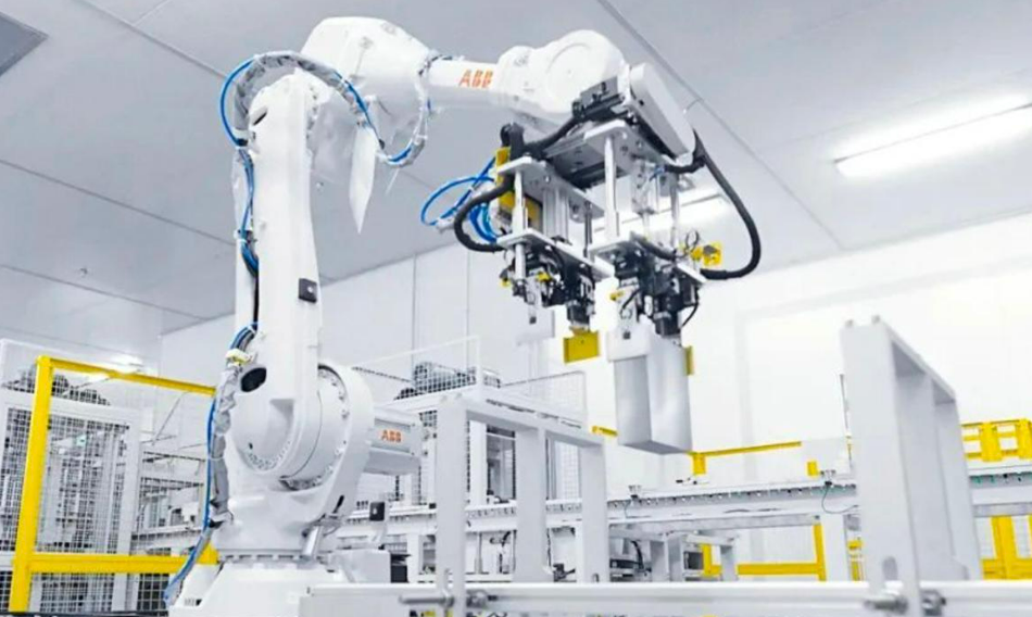 中企在西班牙建設(shè)歐洲首個(gè)磷酸鐵鋰電池超級(jí)工廠