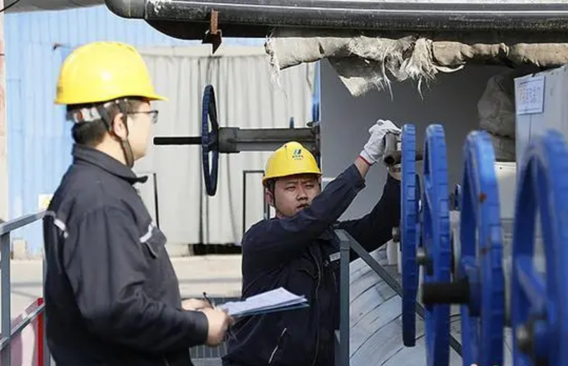 以“華電速度”輸送“華電溫度” 中國華電28家供熱企業(yè)提前開栓供熱