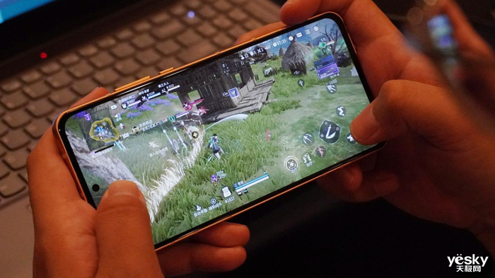 跑分達(dá)308萬，Oryon CPU很能打！ 高通驍龍8至尊版性能實(shí)測(cè)