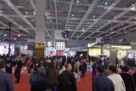 外國客商、世界好物齊聚于此 在消費品展區(qū)遇見美好生活