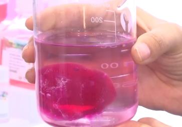 “二十年磨一劍”目前處于臨床科研階段 全球首個(gè)類(lèi)器官3D打印機(jī)亮相