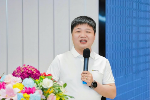 中國(guó)交通報(bào)專(zhuān)訪喜行約車(chē)聯(lián)合創(chuàng)始人鄧星強(qiáng)：司機(jī)師傅是我們的重要伙伴！