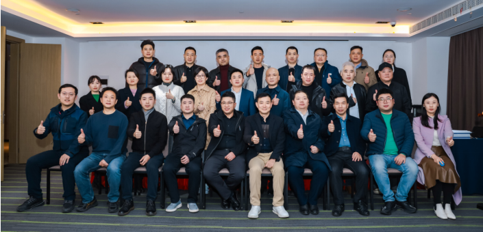 又一行業(yè)深度研討會(huì)舉辦 探討算力時(shí)代下DaaS行業(yè)的機(jī)遇與挑戰(zhàn)