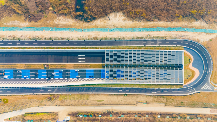 國內(nèi)最長省道湖底隧道正式通車