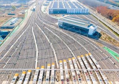 運(yùn)營(yíng)總里程450公里 鄭州地鐵三線齊發(fā)跑進(jìn)“世界級(jí)”