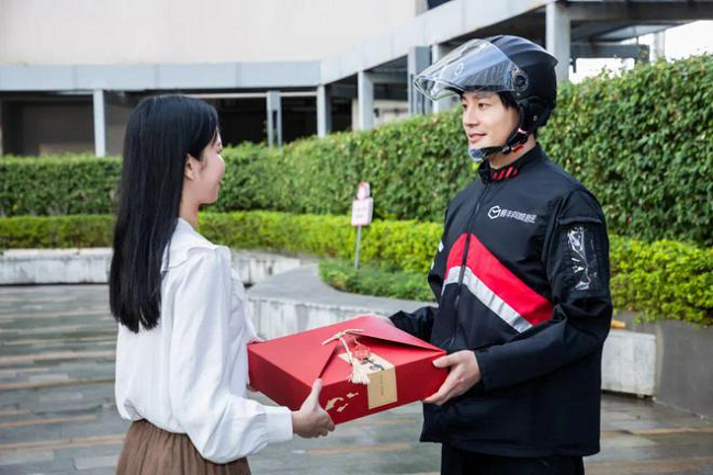 順豐同城元旦總單量同比增長92%，高品質(zhì)即配助力節(jié)日儀式感