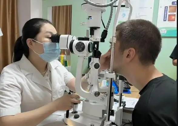 守護眼健康 國家醫(yī)保局整合規(guī)范眼科類醫(yī)療服務價格項目