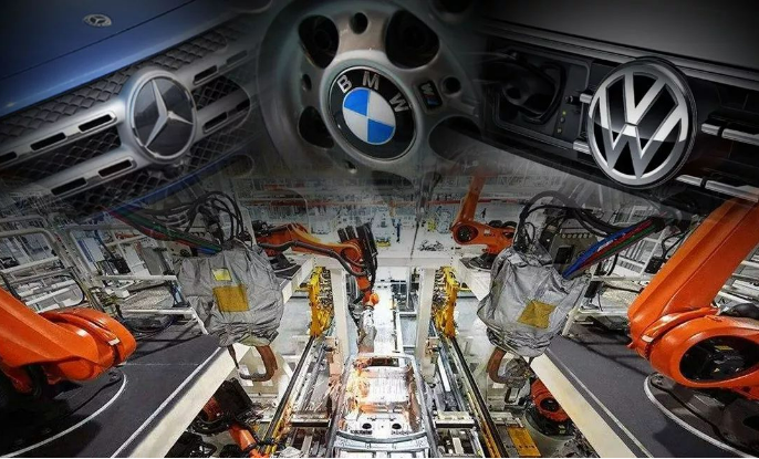 德國汽車工業(yè)來到十字路口