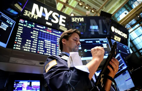 服務(wù)業(yè)強(qiáng)于制造業(yè) 美歐英PMI持續(xù)分化