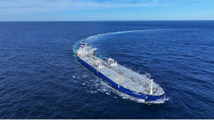 中國船舶外高橋造船交付11.4萬噸油船實(shí)現(xiàn)開門紅