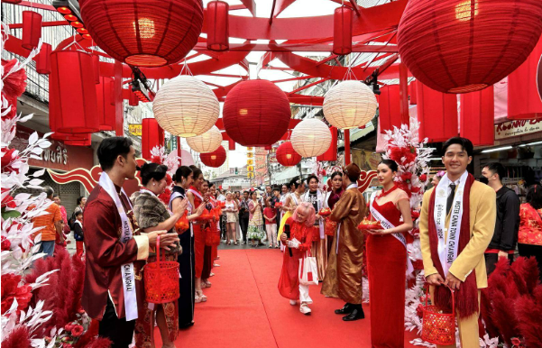 過中國年 覽世界景--春節(jié)假期出境游火爆收官