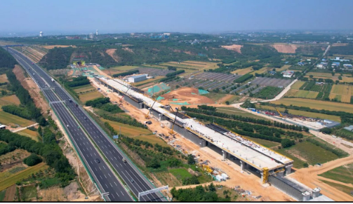 行程縮短90分鐘！陜北革命老區(qū)首條高鐵全線隧道順利貫通