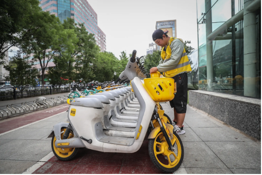 開新能源車、淘二手好物、選小份菜……綠色消費(fèi)成年輕人“心頭好”
