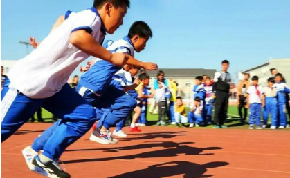 每天綜合體育鍛煉2小時 多地中小學體育活動“加時”