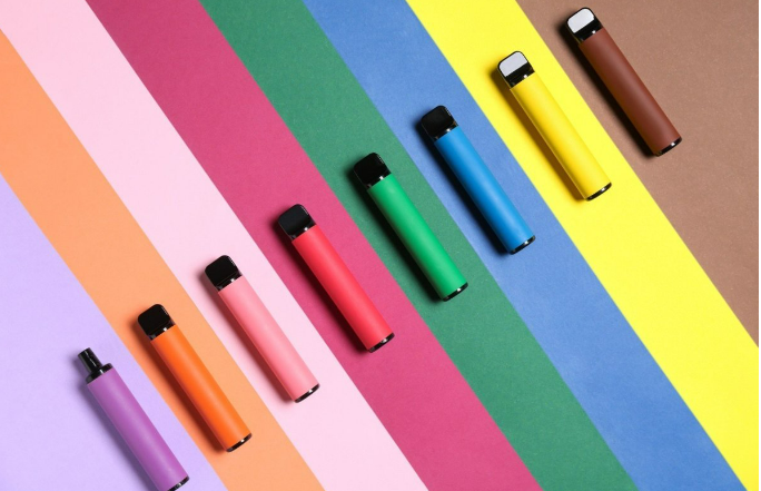 法國立法全面禁止 銷售和生產(chǎn)一次性電子煙