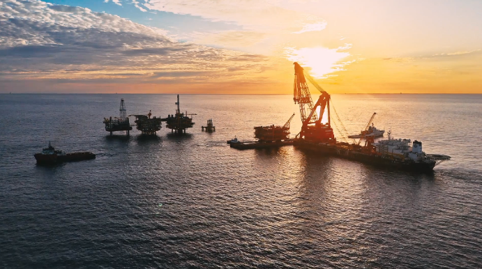 我國海上首個(gè)規(guī)?；爻碛蜔岵捎吞铫蚱陧?xiàng)目投產(chǎn)