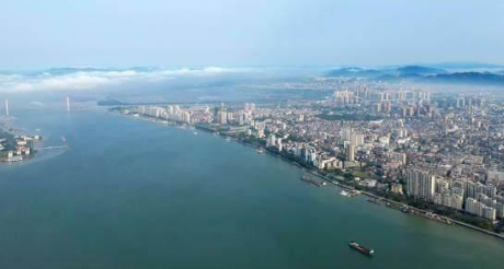 廣東加快建設(shè)兩大臨港經(jīng)濟(jì)區(qū)