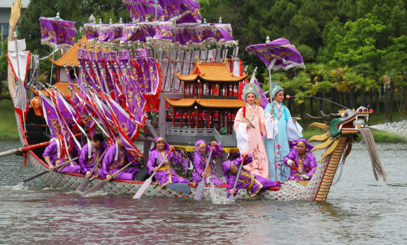 “非遺+”煥新釋放文旅消費(fèi)活力