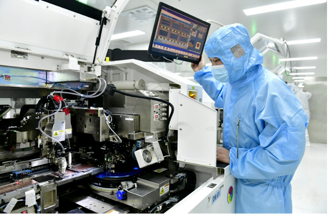 堅持擴大內(nèi)需與優(yōu)化供給雙輪驅(qū)動——各地各部門深入踐行“五個必須統(tǒng)籌”述評之二