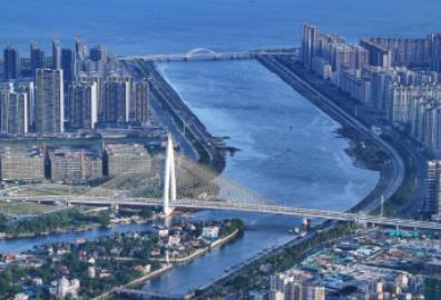 廣東優(yōu)化區(qū)域布局加快建設(shè)兩大臨港經(jīng)濟(jì)區(qū)
