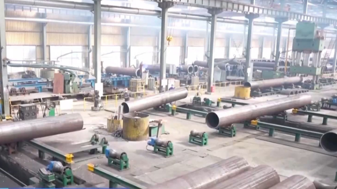 外貿(mào)訂單UP！巨型風(fēng)電扇葉、鋼制家具等加速“出海”