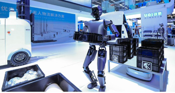 智能“進(jìn)化”：機(jī)器人產(chǎn)業(yè)蓄勢待發(fā)