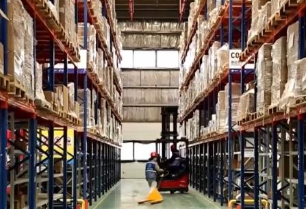 縮短時效60%！“美妝專屬通道”讓美妝尖貨直“奔”女性梳妝臺