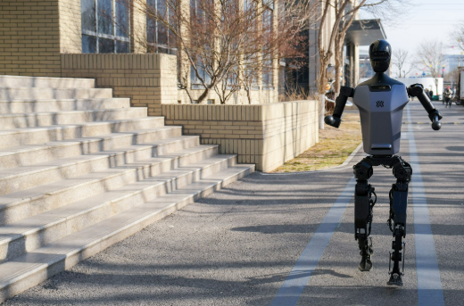 首次“現(xiàn)身”政府工作報(bào)告 具身智能推動(dòng)人工智能產(chǎn)業(yè)加速跑