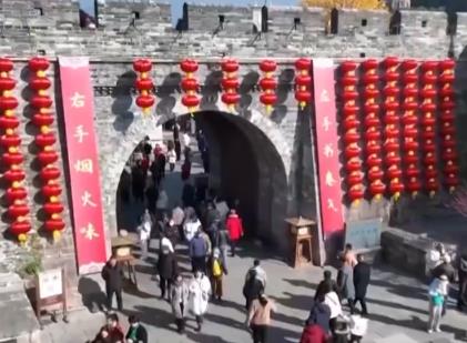 “春日經(jīng)濟(jì)”熱力攀升 消費(fèi)市場“春潮涌動”迸發(fā)蓬勃生機(jī)