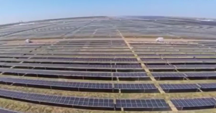 我國(guó)西部“沙戈荒”新能源基地建設(shè)提速