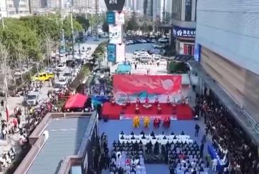 “美食+文旅”融合模式激發(fā)消費(fèi)新活力 “煙火氣”中增添百姓幸福味