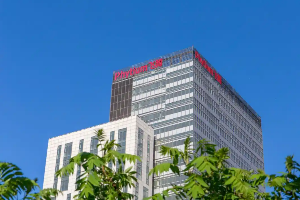 頭發(fā)絲上起高樓，智造中國“爭氣芯”