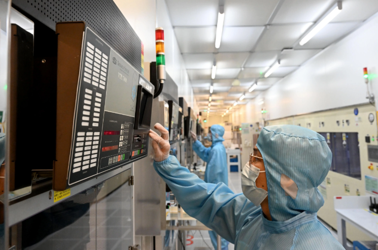 專項行動持續(xù)深化 央企加速“擁抱”人工智能