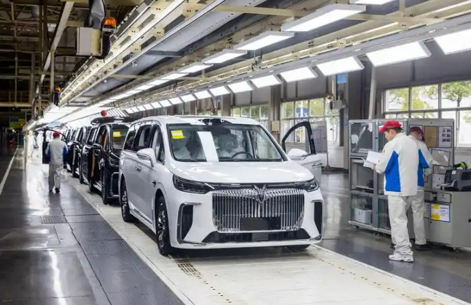 用質(zhì)量文化定義高端制造新范式——嵐圖汽車“質(zhì)”勝之道