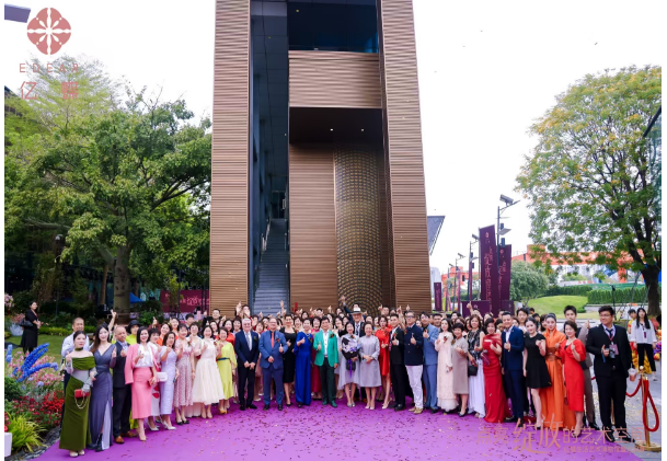 百年紡織瑰寶首展，點(diǎn)亮億蝶生活藝術(shù)博物館