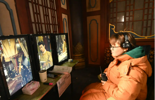 橫店變“豎店”？我國微短劇創(chuàng)作火熱 去年市場規(guī)模達(dá)505億元