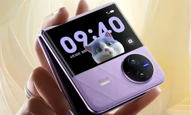 折疊屏手機(jī)銷(xiāo)售火熱 產(chǎn)業(yè)鏈上下游積極擴(kuò)產(chǎn)