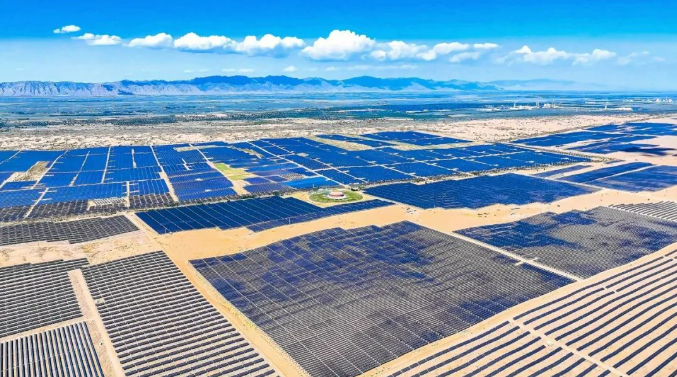 如何加快“沙戈荒”新能源基地建設(shè)