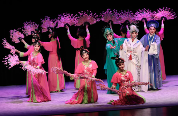 “我感覺西湖仿佛來到了維也納”——婺劇《白蛇傳》在奧地利驚艷上演