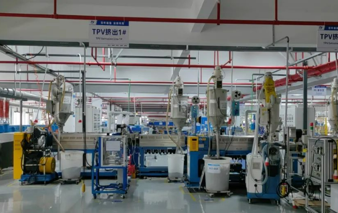 “智改數(shù)轉(zhuǎn)”助推福州中小民營(yíng)企業(yè)向“新”求“質(zhì)”