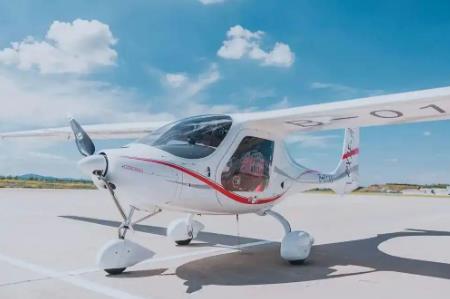 我國(guó)首款新能源輕型運(yùn)動(dòng)類(lèi)飛機(jī)邁向“商業(yè)落地”