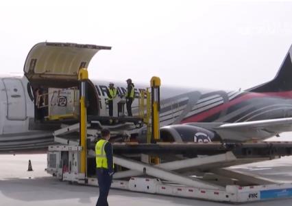 快遞點(diǎn)進(jìn)村、定制化服務(wù)、無人機(jī)助力 農(nóng)特產(chǎn)品搭上“物流快車”觸網(wǎng)生“金”