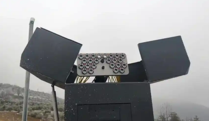 我國(guó)首臺(tái)智能紅外風(fēng)機(jī)融冰設(shè)備成功試運(yùn)