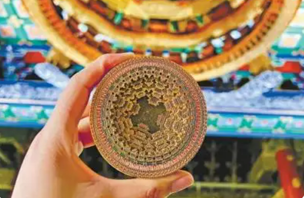 上市近一年銷量超十四萬(wàn)件！藻井冰箱貼，吸睛又“吸金”