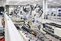 “產(chǎn)能合作”替代“產(chǎn)品輸出” 我國新能源領(lǐng)域?qū)ν馔顿Y持續(xù)升溫