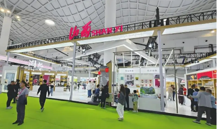 山西“名優(yōu)特”精品絢麗登場(chǎng)消博會(huì)